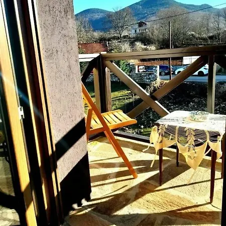 ενοικιαζόμενη παραδοσιακή σαν παραμύθι Volakas