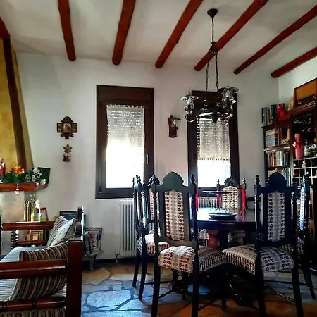 ενοικιαζόμενη παραδοσιακή σαν παραμύθι