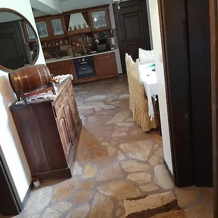 ενοικιαζόμενη παραδοσιακή σαν παραμύθι * Volakas