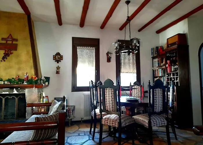 ενοικιαζόμενη παραδοσιακή σαν παραμύθι